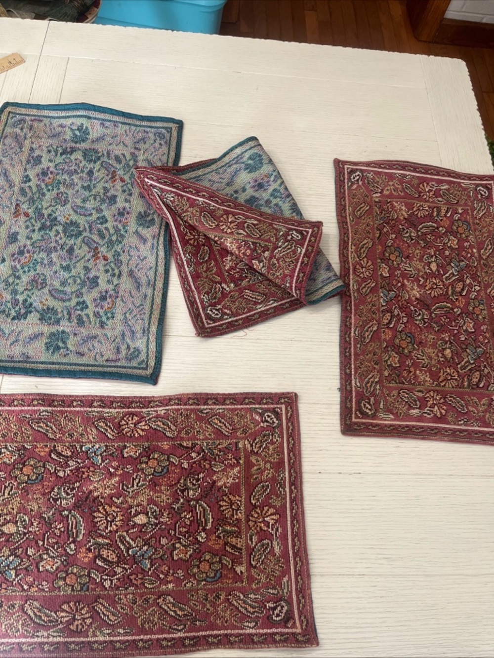 Vintage Tapestry Placemats Reversible Floral 19” Set Of 4